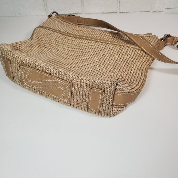 The Sak shoulder bag - Picture 12 of 14